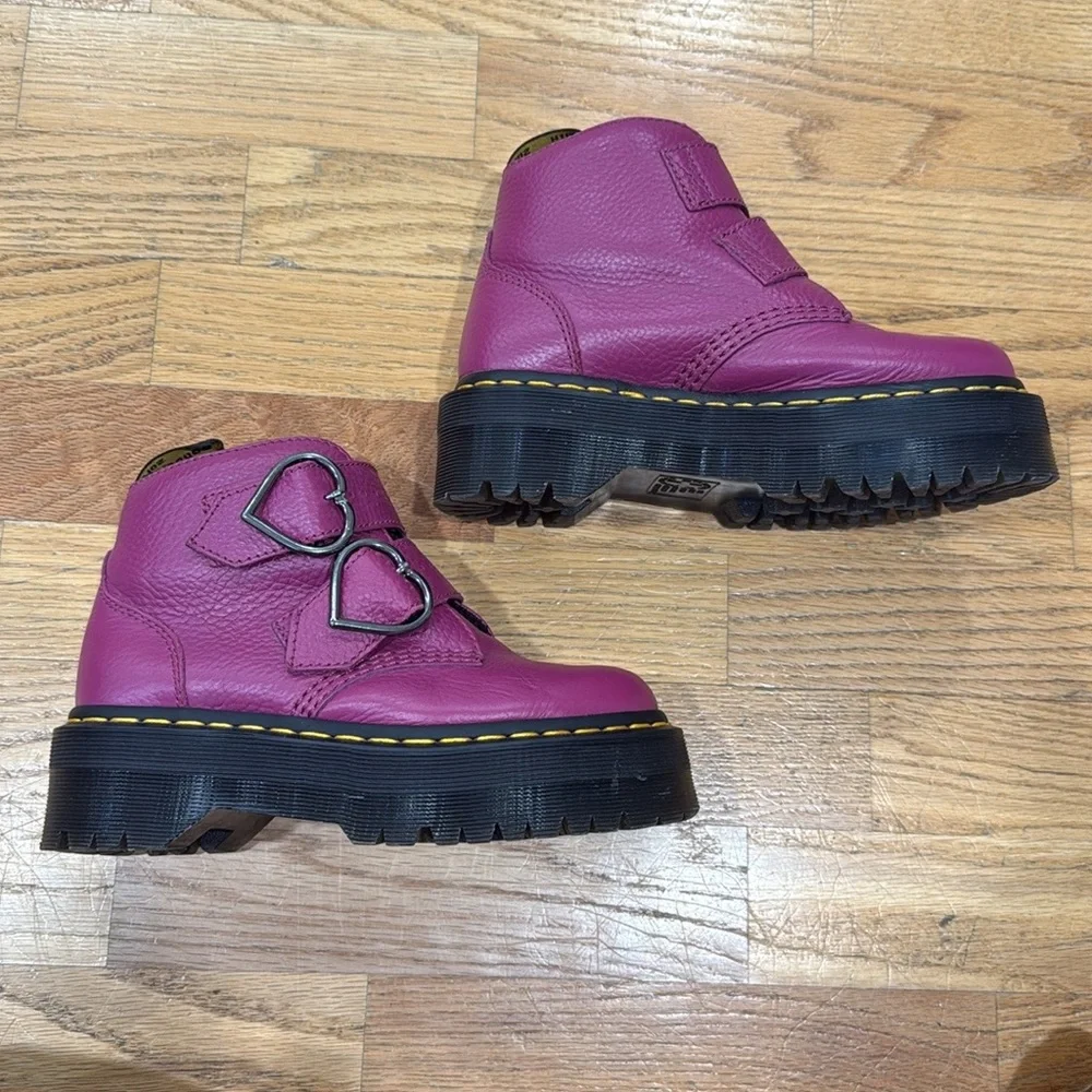 Dr. Martens Devon Heart Leather Platform Boots - Picture 7 of 11